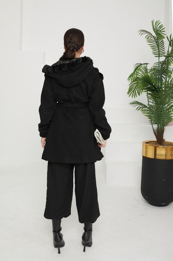 Kürk Detaylı Kaşe Kaban Siyah