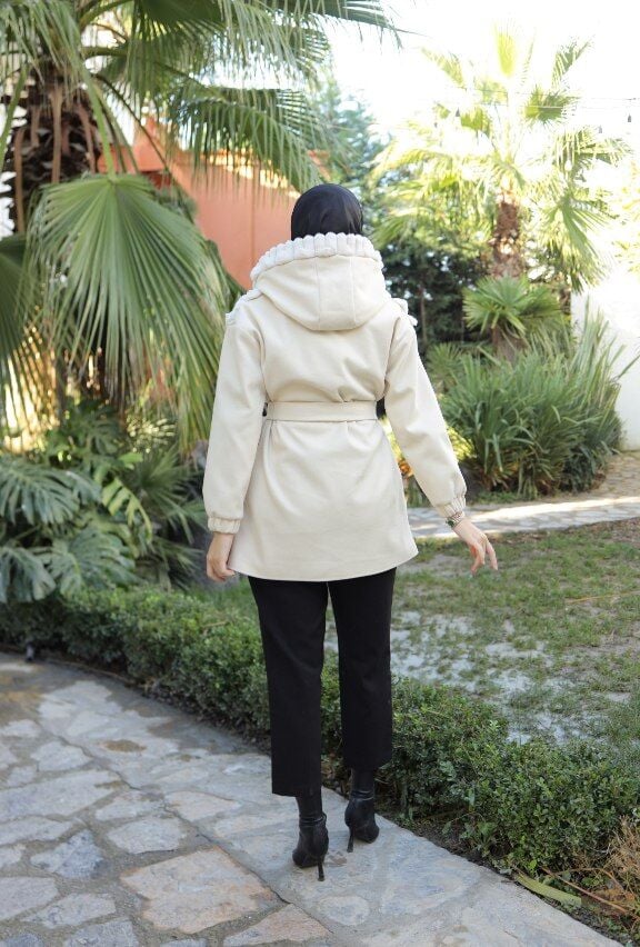 Kürk Detaylı Kaşe Kaban Bej