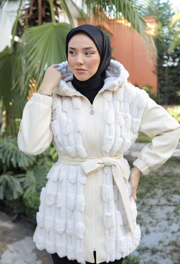 Kürk Detaylı Kaşe Kaban Bej