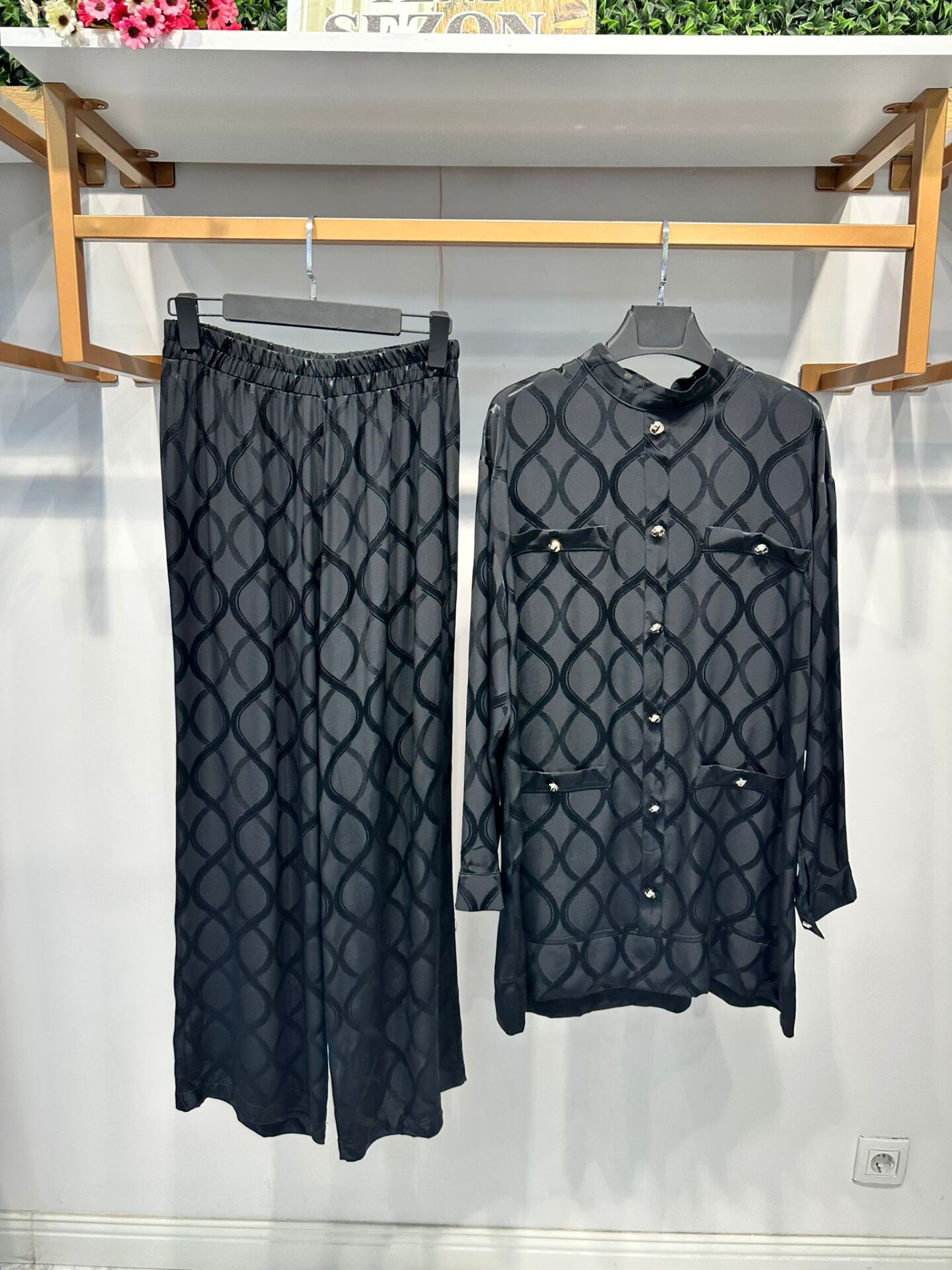 ZİNCİR DESEN JAKAR KUMAŞ TAKIM SİYAH