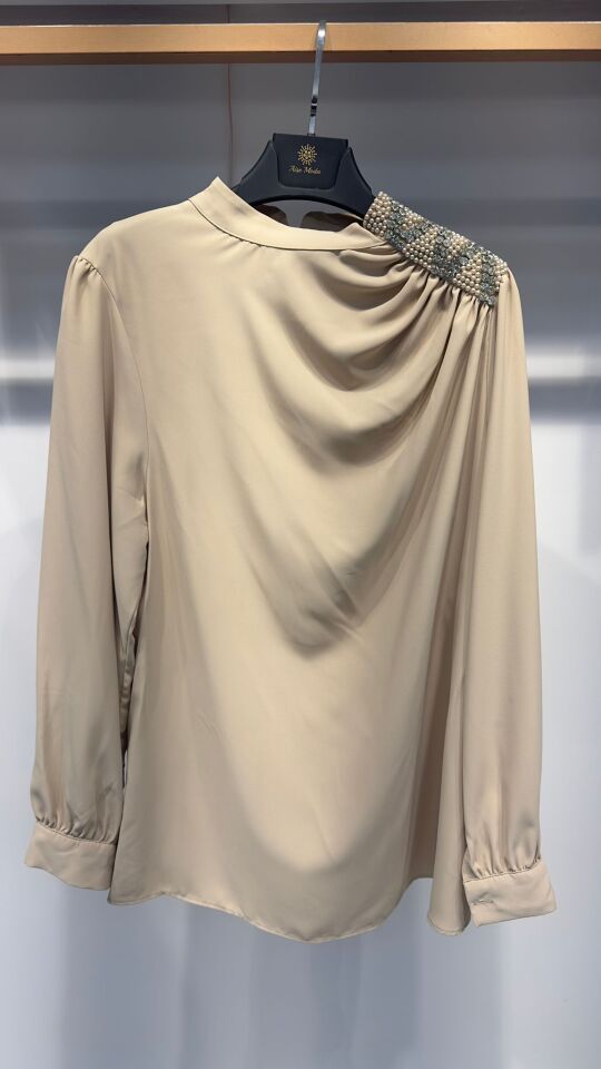 OMZU TAŞLI BLUZ BEJ