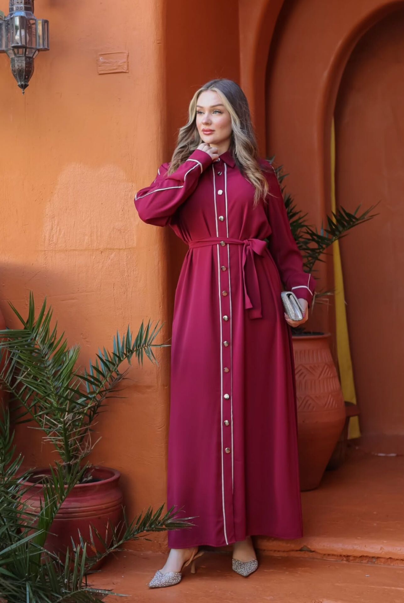 DÜĞMELİ BORDO ELBİSE