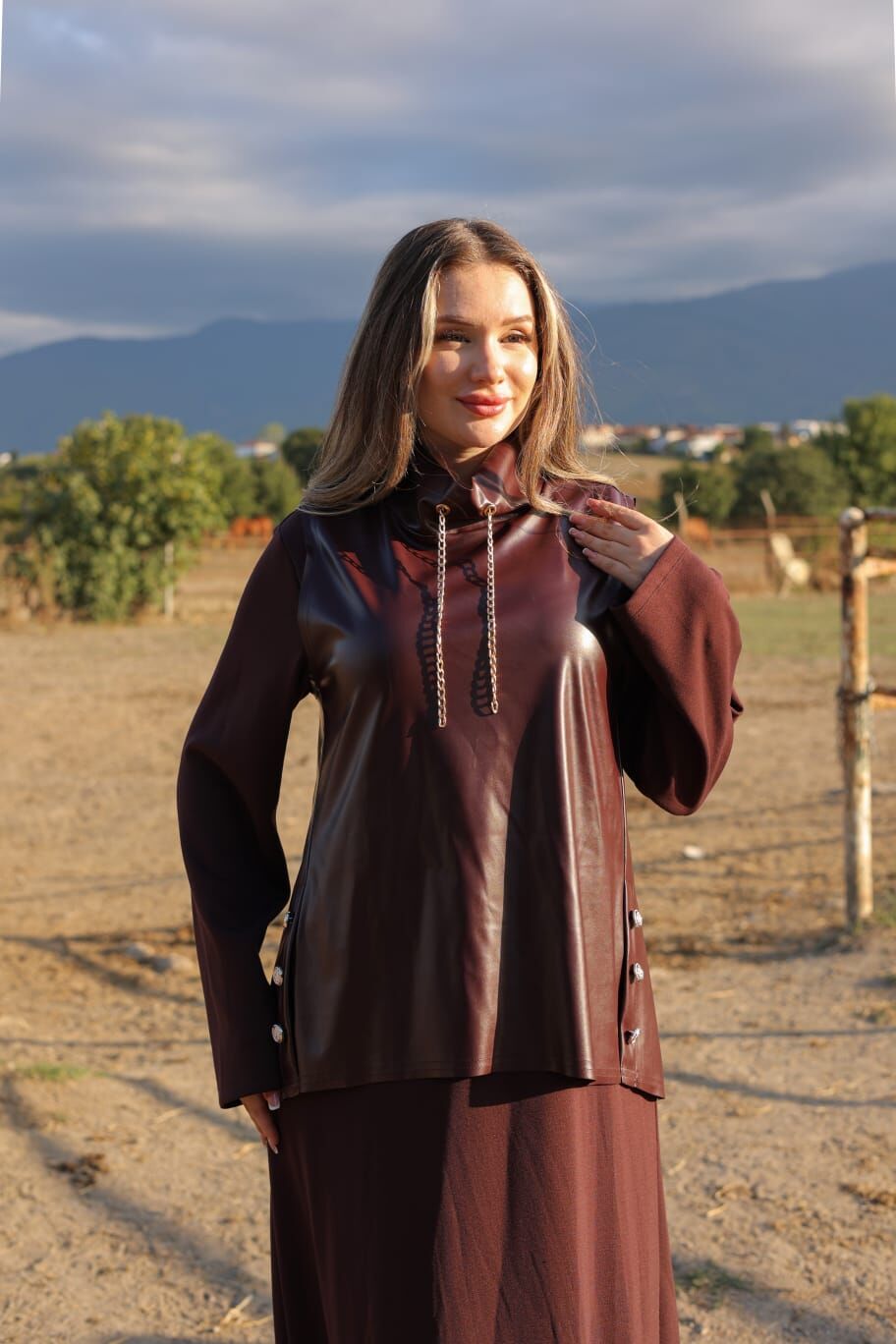 DERİ SÜVETERLİ ELBİSE KAHVE