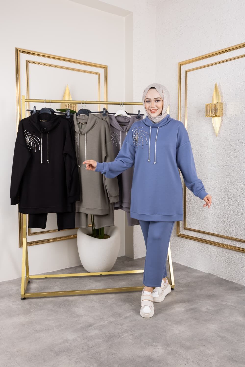 TAŞ DETAYLI TAKIM İNDİGO MAVİ