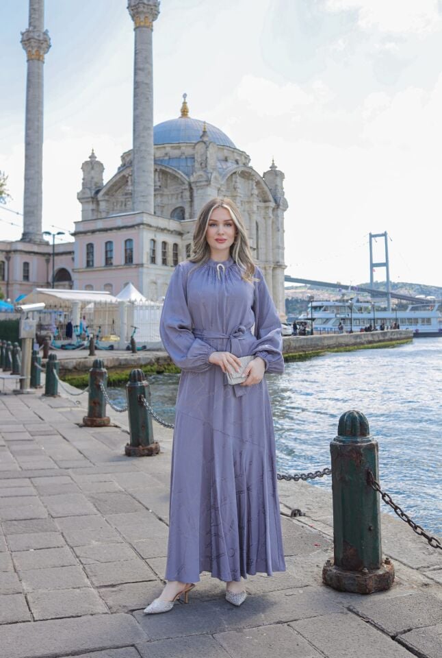 ZİNCİR DESEN FLOŞ JAKAR KUMAŞ ELBİSE GRİ