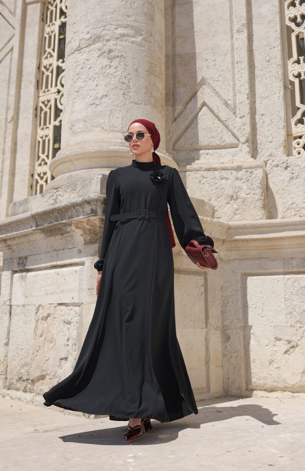 BALIK MODEL İTHAL KREP KUMAŞ ELBİSE SİYAH